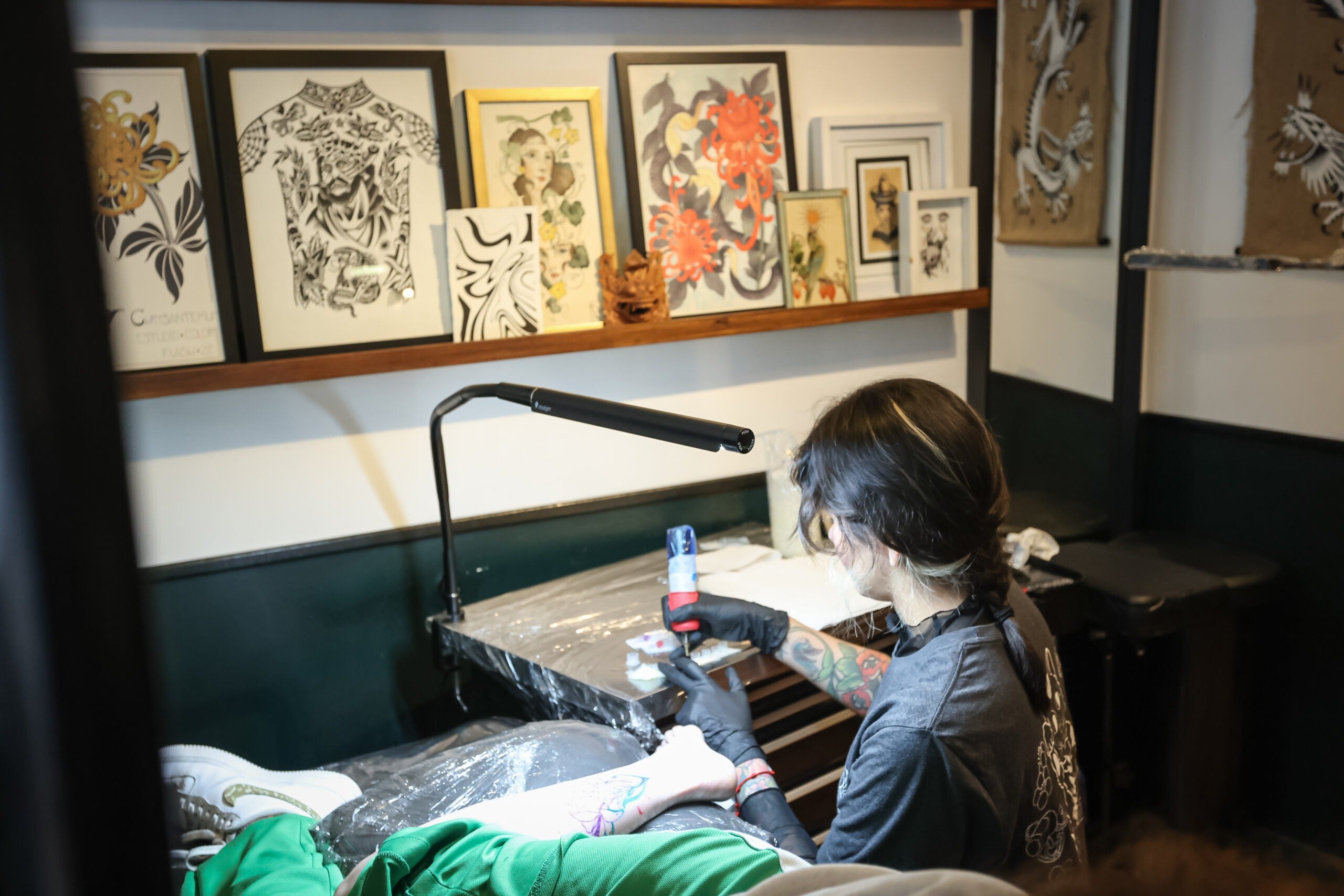 Electra - beauty lamp with flex arm