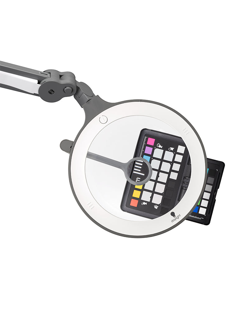 iQ - LED Magnifying lamp